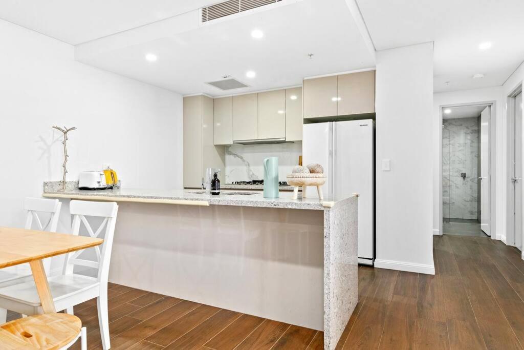 Four Bedroom Apartment With Facilities In Olympic Park Sydney Buitenkant foto